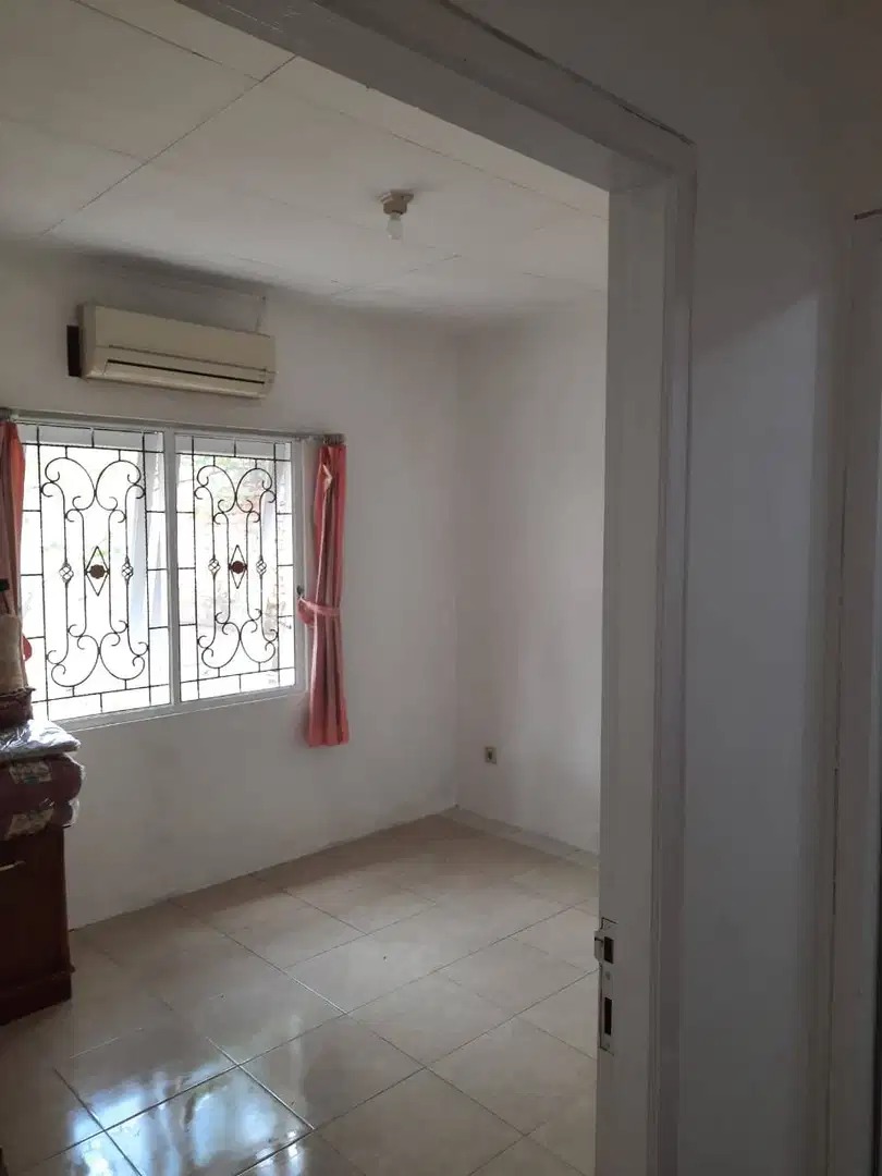 Rumah Disewakan di Cluster Nice Deltamas